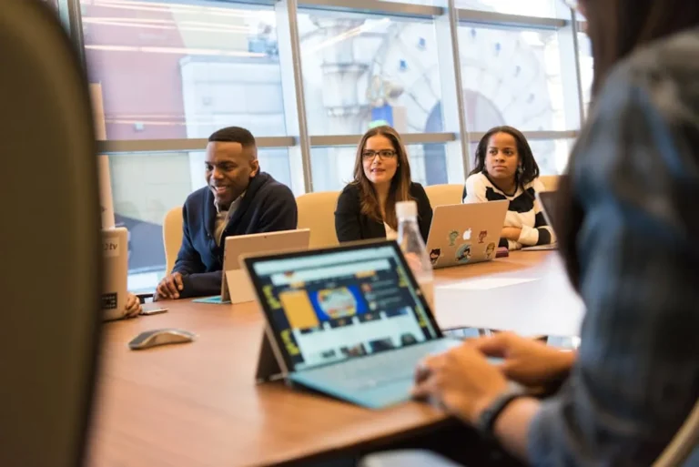 What Content Teams Should Know About lapzoo.com